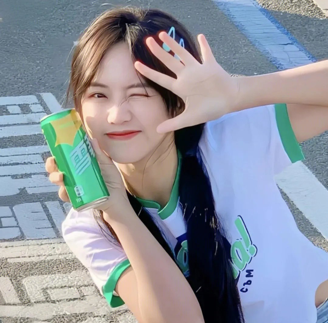 九龙冰室之龙在人间